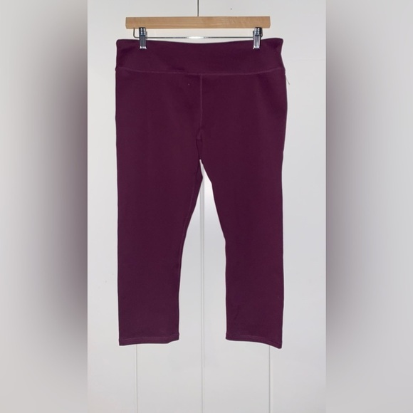 Fabletic PowerHold  Women L Capri Legging Define Stretch Workout Activewear - Picture 6 of 7